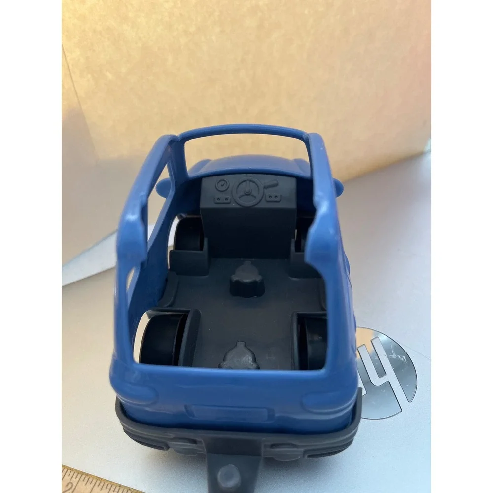 Fisher Price Little People Blue SUV Replacement Vehicle Car Toy with Hitch